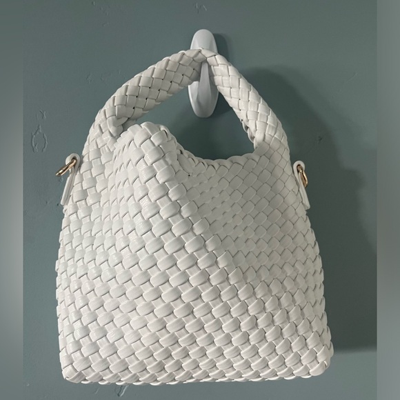 White waffle weave slouchy hobo purse - Picture 6 of 6